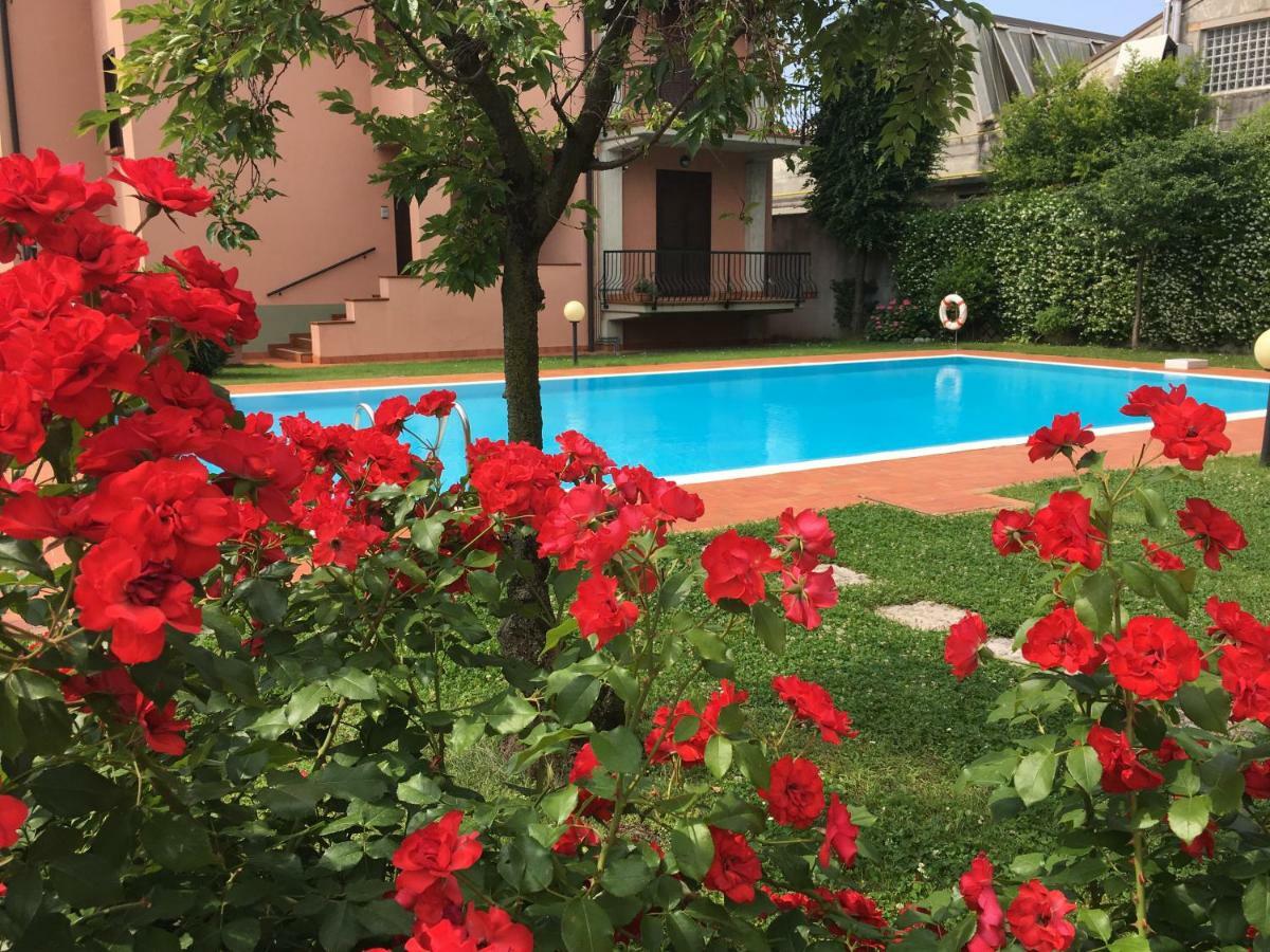 Indesenzano Apartment Desenzano del Garda Zewnętrze zdjęcie